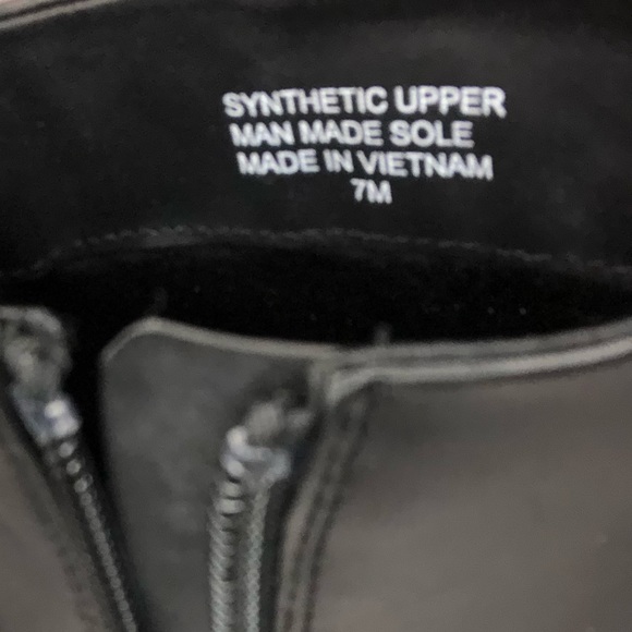 NWOT-Ann Taylor Factory Black Wedge heel Ankle Boots - Picture 5 of 8